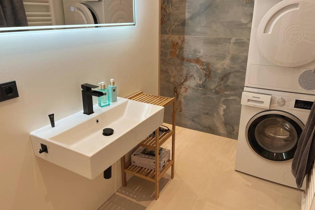 Soul-Apartment Balkon Privatparkplatz 2 Boxspringbetten 55Zoll Tv Wlan Leipzig Luaran gambar